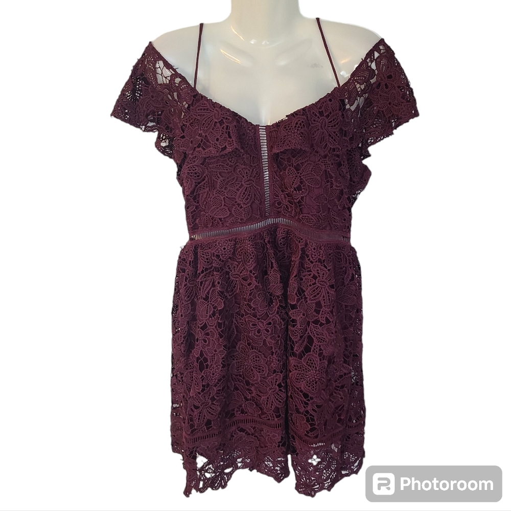 Romeo & Juliet Couture M Mini Dress Burgundy Lined Floral Lace Ruffled Straps